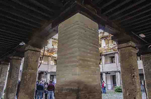 Granada 236 - Corral del Carbón.jpg